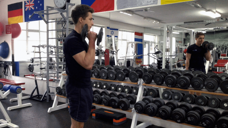 Kladivový bicepsový zdvih